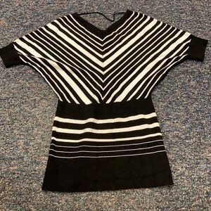 Stripped Fitted Tunic sz. S